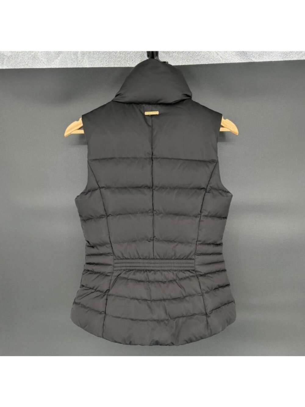 Lilly Pulitzer Down Puffer Vest Women's S Black Gold Zip Floral Lined 90% Down - Picture 2 of 10
